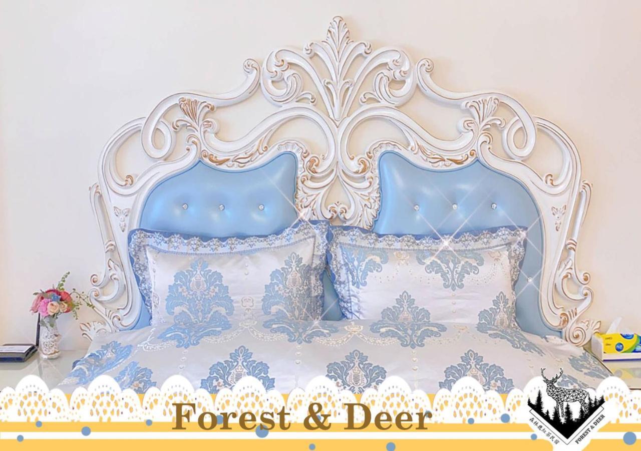 Forest Deer Black Tea Homestay Тайнань Екстер'єр фото